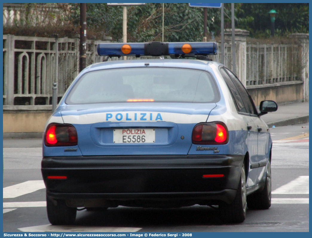 Polizia E5586
Polizia di Stato
Squadra Volante
Fiat Marea
Parole chiave: Polizia di Stato;Polizia;PS;Fiat;Marea;Squadra;Volante;Volanti;E5586