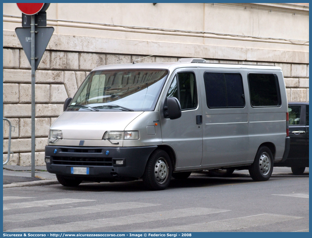 -
Presidenza della Repubblica
Fiat Ducato II serie
Ambulanza Presidenziale
Parole chiave: Presidenza;Repubblica;Fiat;Ducato;Ambulanza