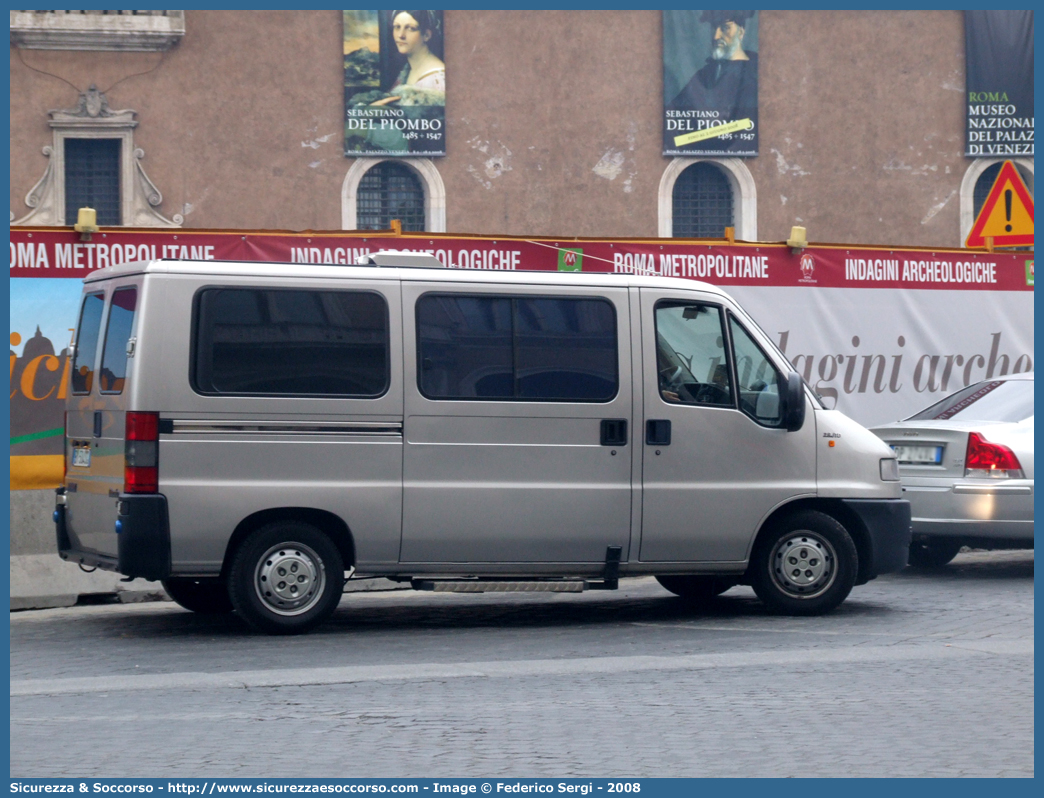 -
Presidenza della Repubblica
Fiat Ducato II serie
Ambulanza Presidenziale
Parole chiave: Presidenza;Repubblica;Fiat;Ducato;Ambulanza