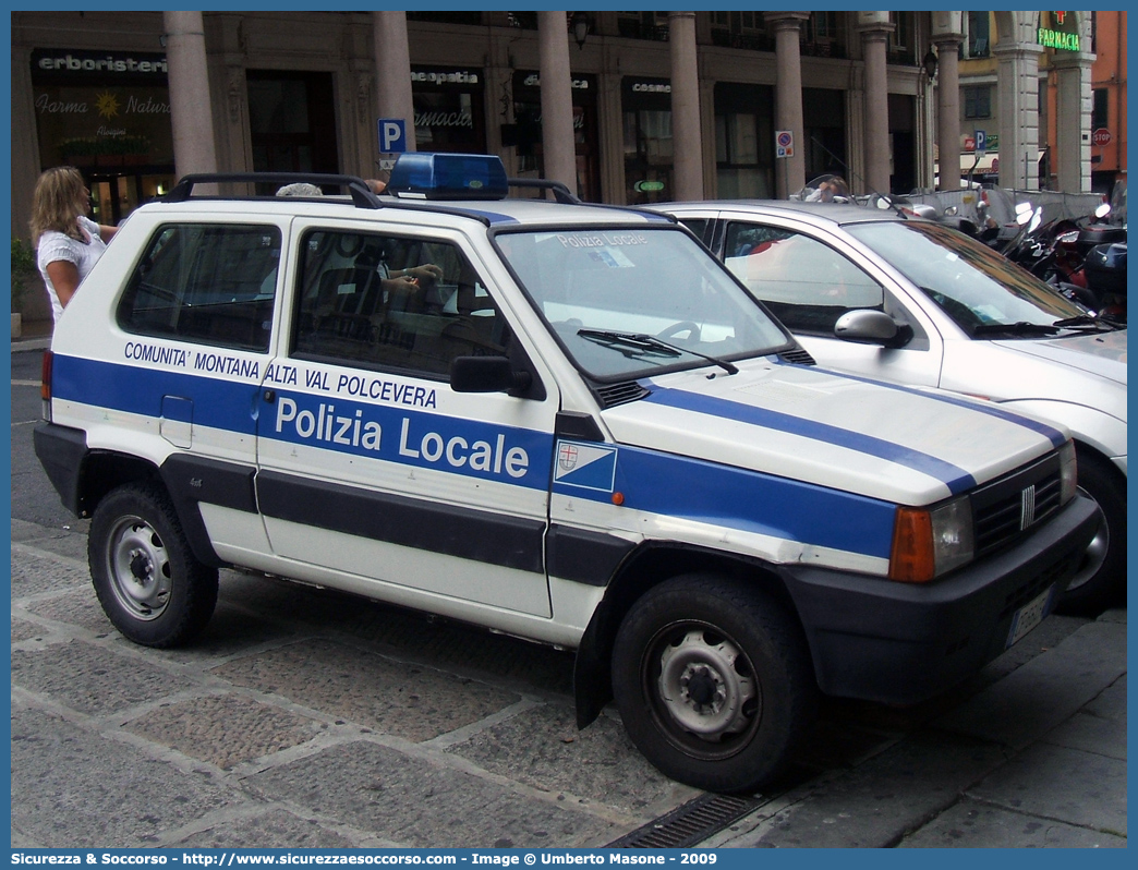 -
Polizia Locale
Comunità Montana Alta Val Polcevera
Fiat Panda 4x4 II serie
Parole chiave: Polizia;Locale;Municipale;Valli Stura e Orba;Fiat;Panda