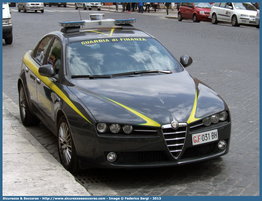 GdiF 031BH
Guardia di Finanza
Alfa Romeo 159
Parole chiave: GdiF;GDF;GF;Guardia;Finanza;Alfa;Romeo;159