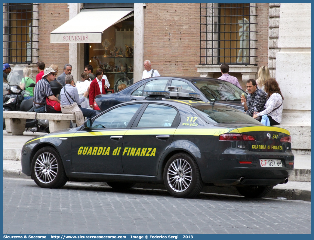 GdiF 031BH
Guardia di Finanza
Alfa Romeo 159
Parole chiave: GdiF;GDF;GF;Guardia;Finanza;Alfa;Romeo;159