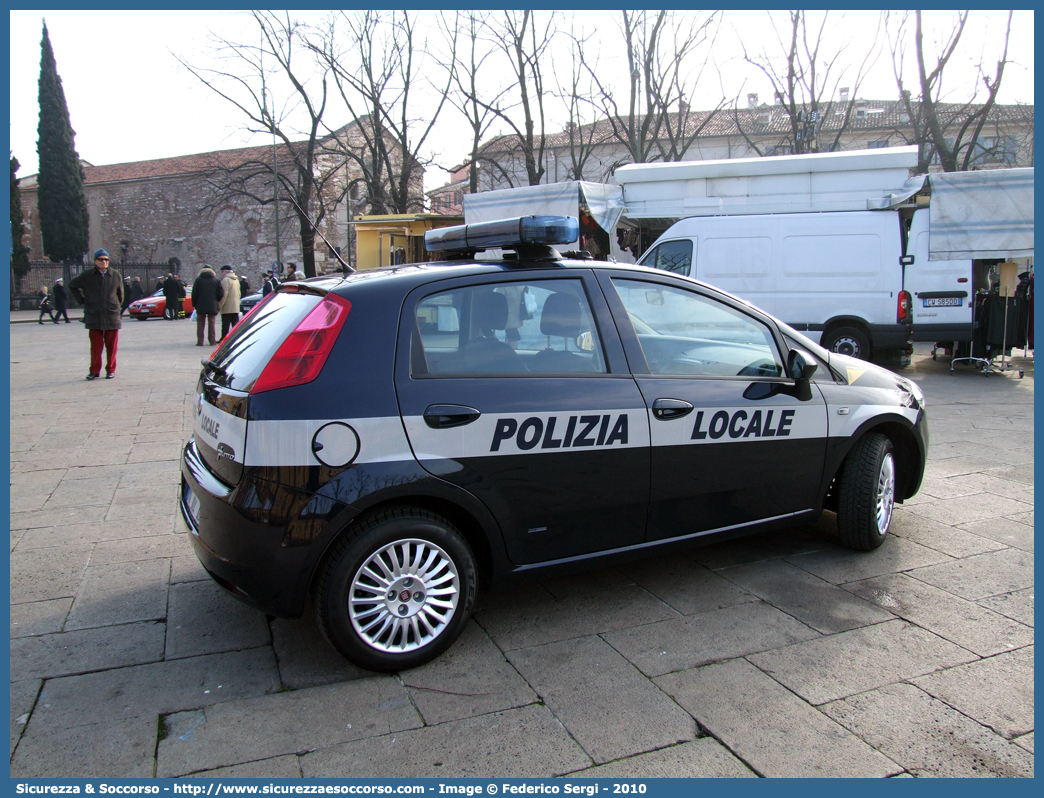 Polizia Locale YA824AC
Polizia Locale
Comune di Verona
Fiat Grande Punto
Parole chiave: PL;P.L.;PM;P.M.;Polizia;Locale;Municipale;Verona;Fiat;Grande;Punto