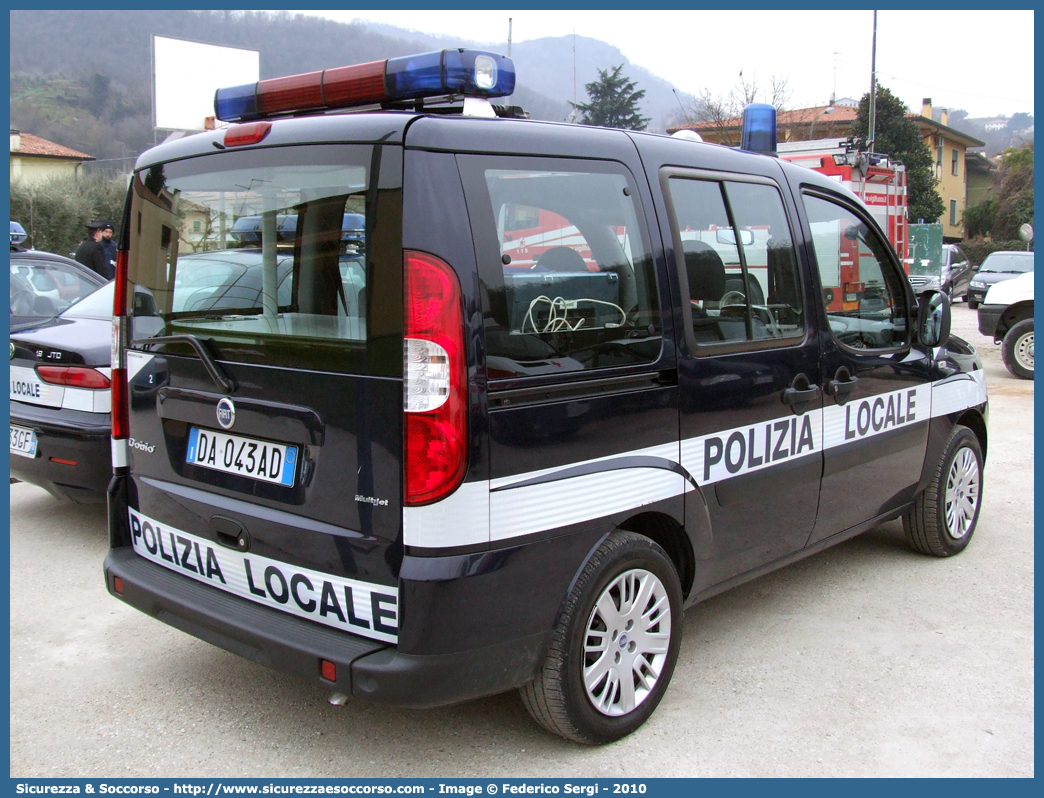 -
Polizia Locale
Comune di Montegrotto Terme
Fiat Doblò I serie restyling
Parole chiave: Polizia;Locale;Municipale;Montegrotto Terme;Fiat;Doblò;Doblo