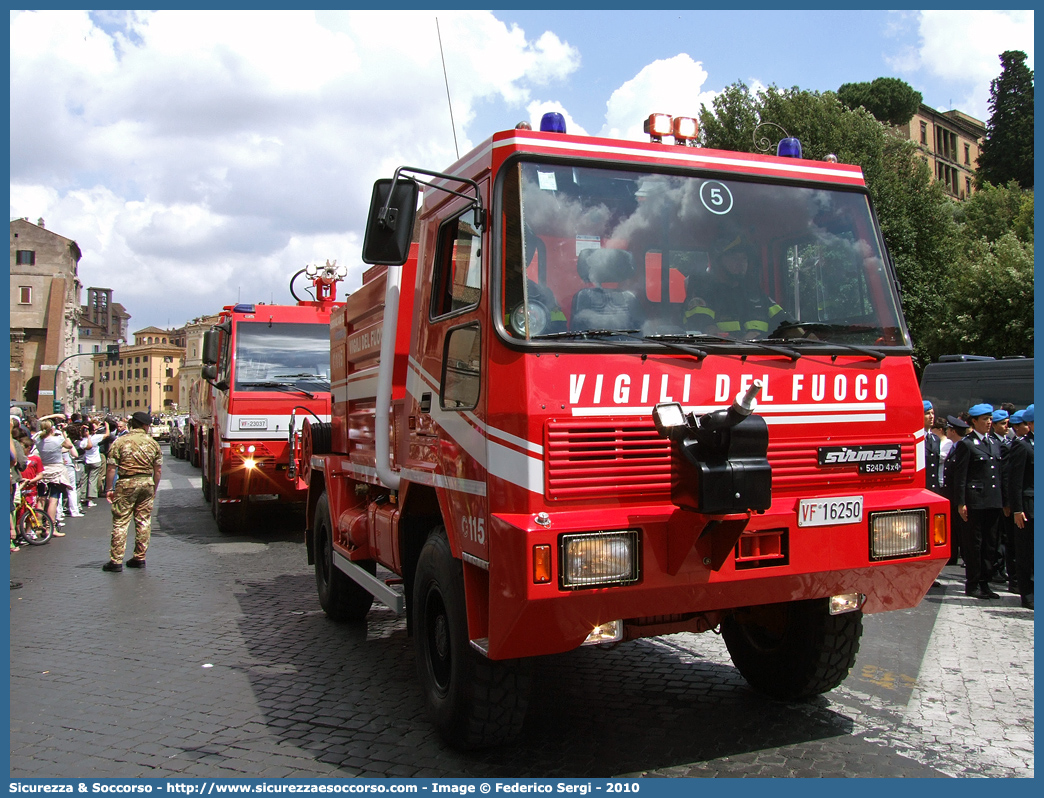 VF 16250
Corpo Nazionale Vigili del Fuoco
Sirmac 524D 4x4
Parole chiave: Corpo;Nazionale;Vigili del Fuoco;Vigili;Fuoco;Sirmac;524D;524 D;AIB