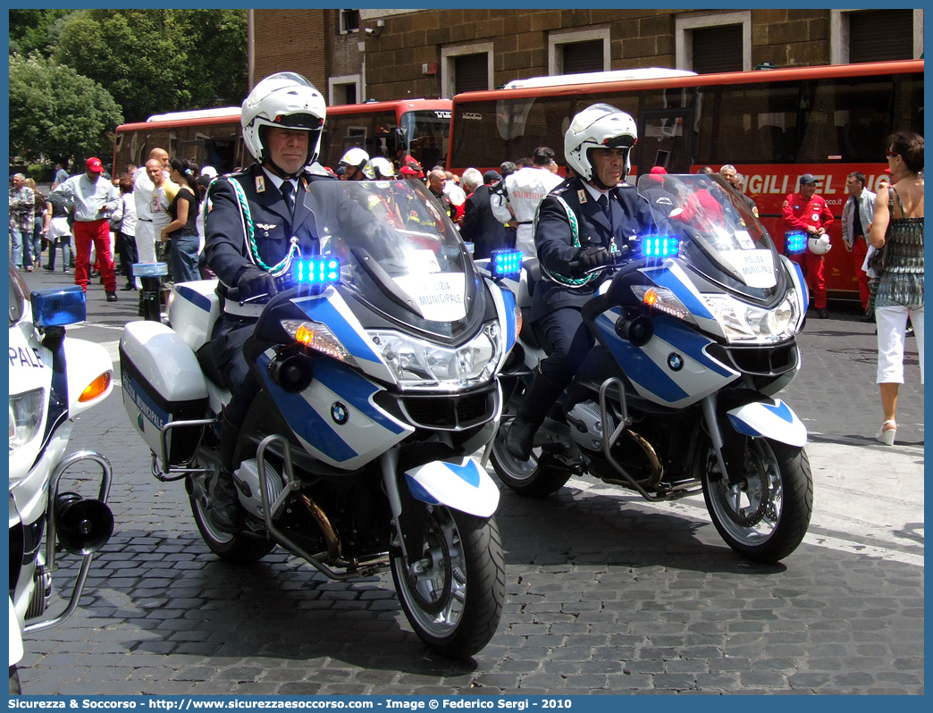 -
Polizia Municipale
Comune di L'Aquila
Bmw 1200RT
Parole chiave: Polizia;Municipale;Locale;L'Aquila;Aquila;Bmw;1200RT