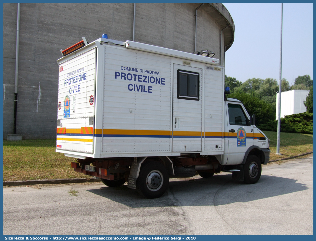 A6
Protezione Civile
Comune di Padova
Iveco Daily 35-10 4x4 II serie
(variante)
Parole chiave: PC;P.C.;Protezione Civile;Padova;Iveco;Daily 35-10 4x4 II serie