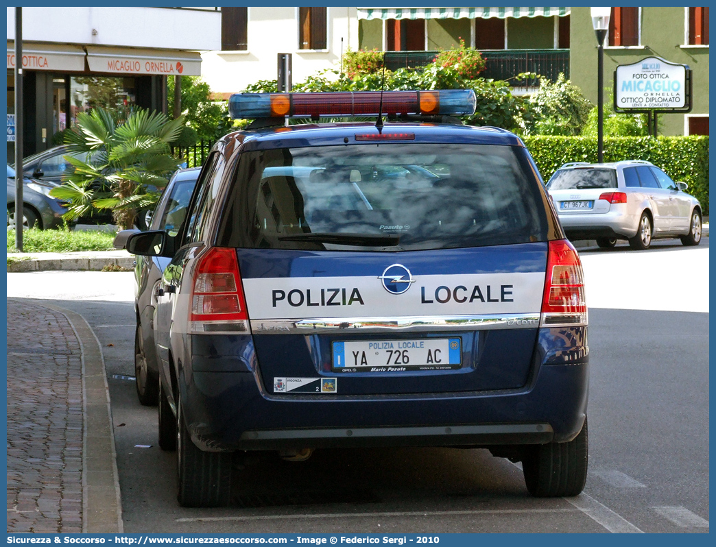 Polizia Locale YA726AC
Polizia Locale
Comune di Vigonza
Opel Zafira II serie
Parole chiave: Polizia;Locale;Municipale;Vigonza;Opel;Zafira;YA726AC