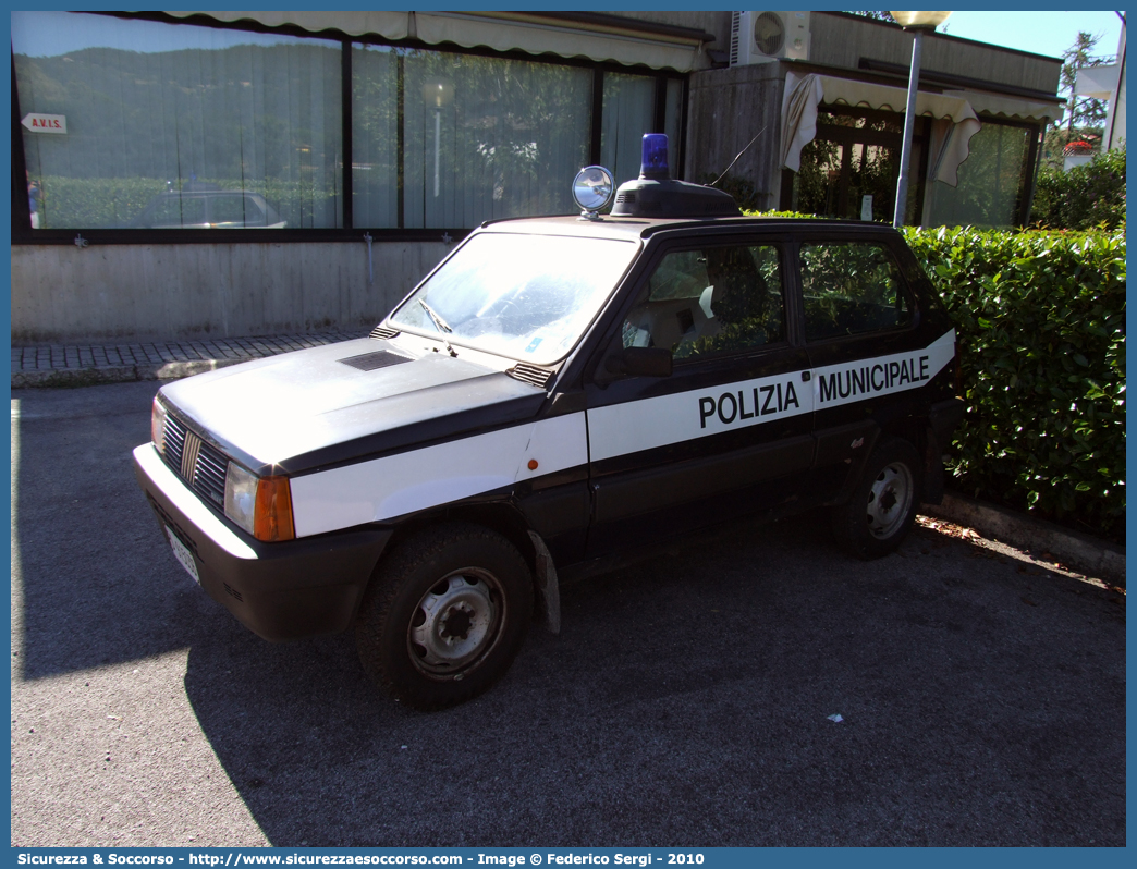 -
Polizia Municipale
Comune di Torreglia
Fiat Panda 4x4 II serie
Parole chiave: Polizia;Locale;Municipale;Torreglia;Fiat;Panda