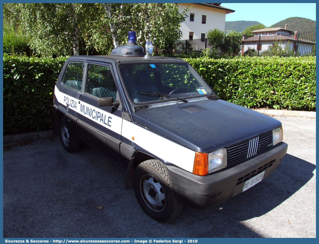 -
Polizia Municipale
Comune di Torreglia
Fiat Panda 4x4 II serie
Parole chiave: Polizia;Locale;Municipale;Torreglia;Fiat;Panda