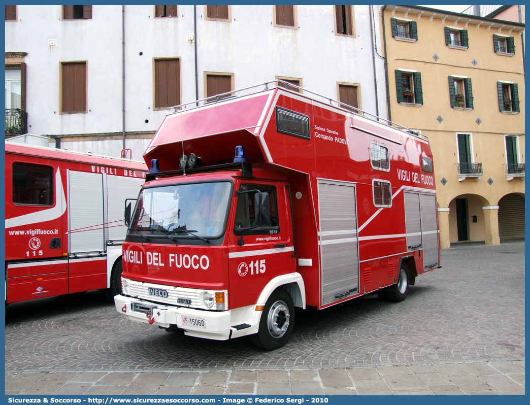 VF 15060
Corpo Nazionale Vigili del Fuoco
Iveco 95-14
Allestitore Baribbi S.p.A.
(variante)
Parole chiave: VVF;V.V.F.;Corpo;Nazionale;Vigili;del;Fuoco;Polilogistici;Polilogistico;Iveco;95-14;95;14;Baribbi