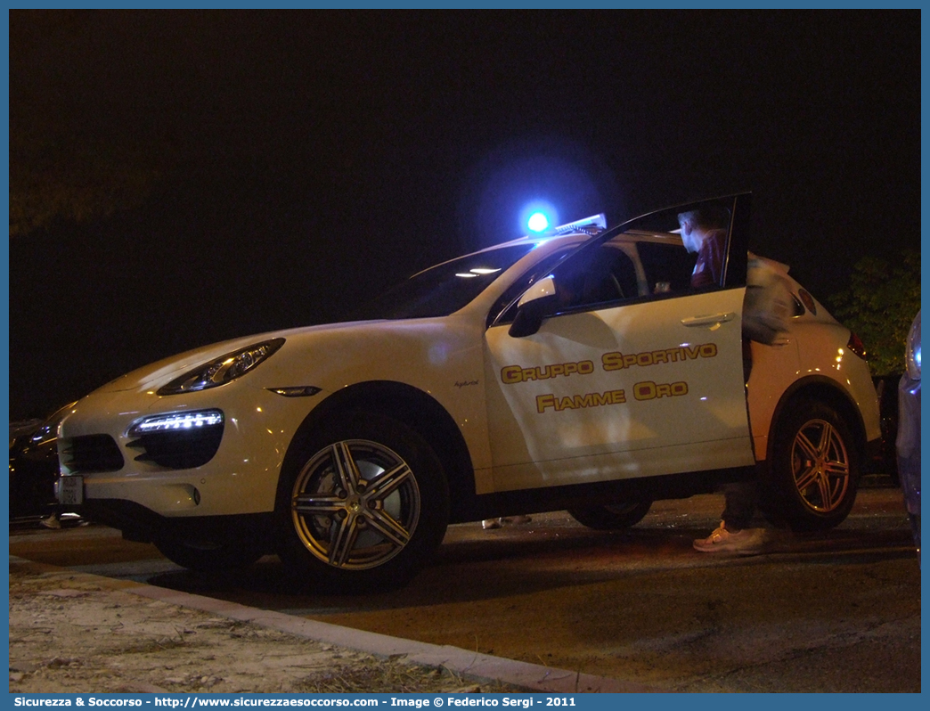 Polizia D7624
Polizia di Stato
Gruppo Sportivo "Fiamme Oro"
Porsche Cayenne S Hybrid III serie
Parole chiave: PS;P.S.;Polizia di Stato;Gruppo Sportivo;Fiamme Oro;Porsche;Cayanne S Hybrid;D7624