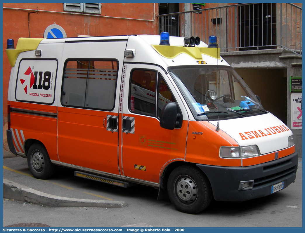 MO 1617
118 Modena Soccorso
Fiat Ducato II serie
Parole chiave: 118;Modena;Soccorso;Ambulanza;Fiat;Ducato