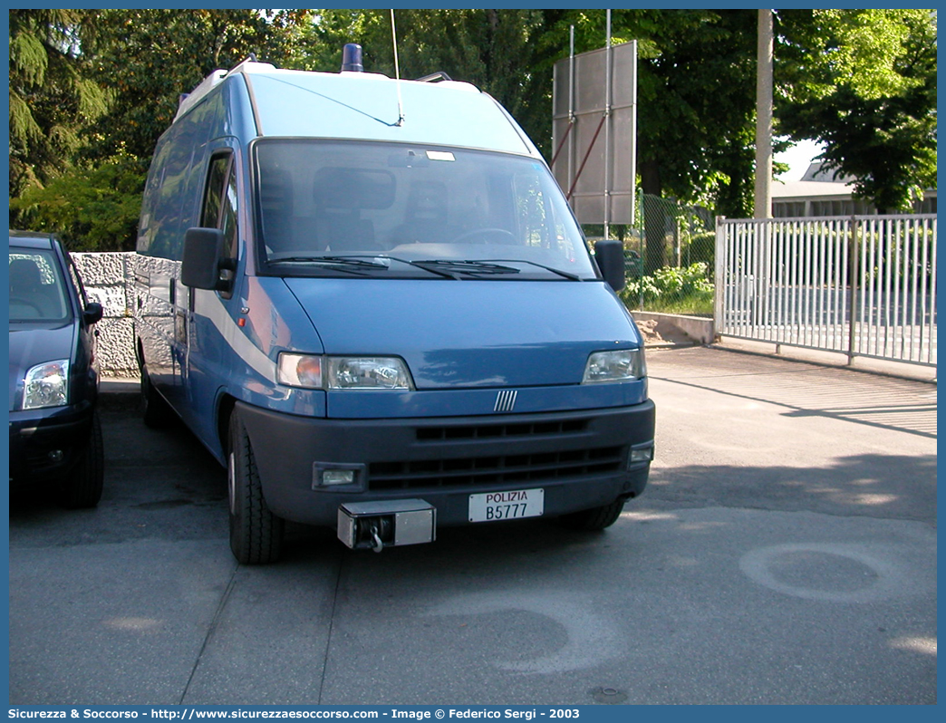 Polizia B5777
Polizia di Stato
Artificieri Antisabotaggio
Fiat Ducato II serie
Parole chiave: B5777;PS;P.S.;Polizia;Stato;Polizia di Stato;Artificieri;Antisabotaggio;Fiat;Ducato