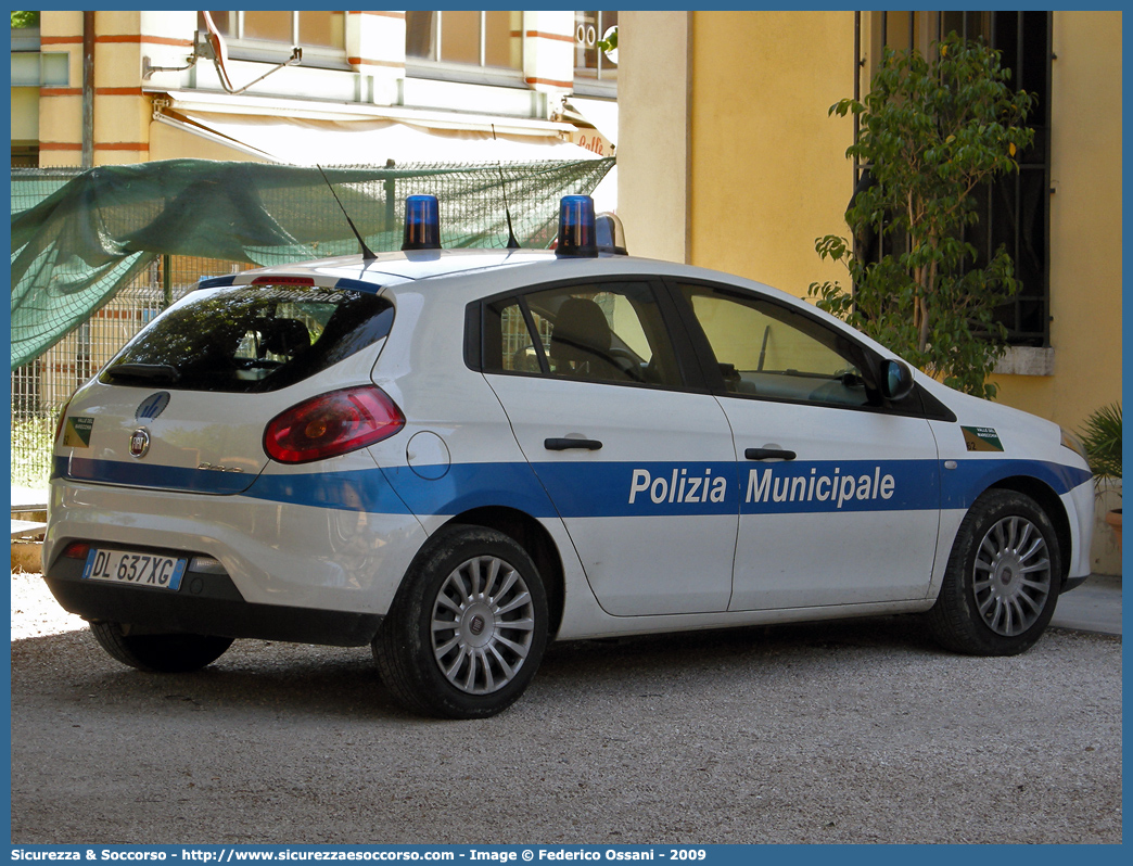 -
Polizia Municipale
Corpo Intercomunale
Valle del Marecchia
Fiat Nuova Bravo
Parole chiave: Polizia;Municipale;Locale;Valle del Marecchia;Santarcangelo di Romagna;Poggio Berni;Torriana;Verucchio;Fiat;Nuova Bravo