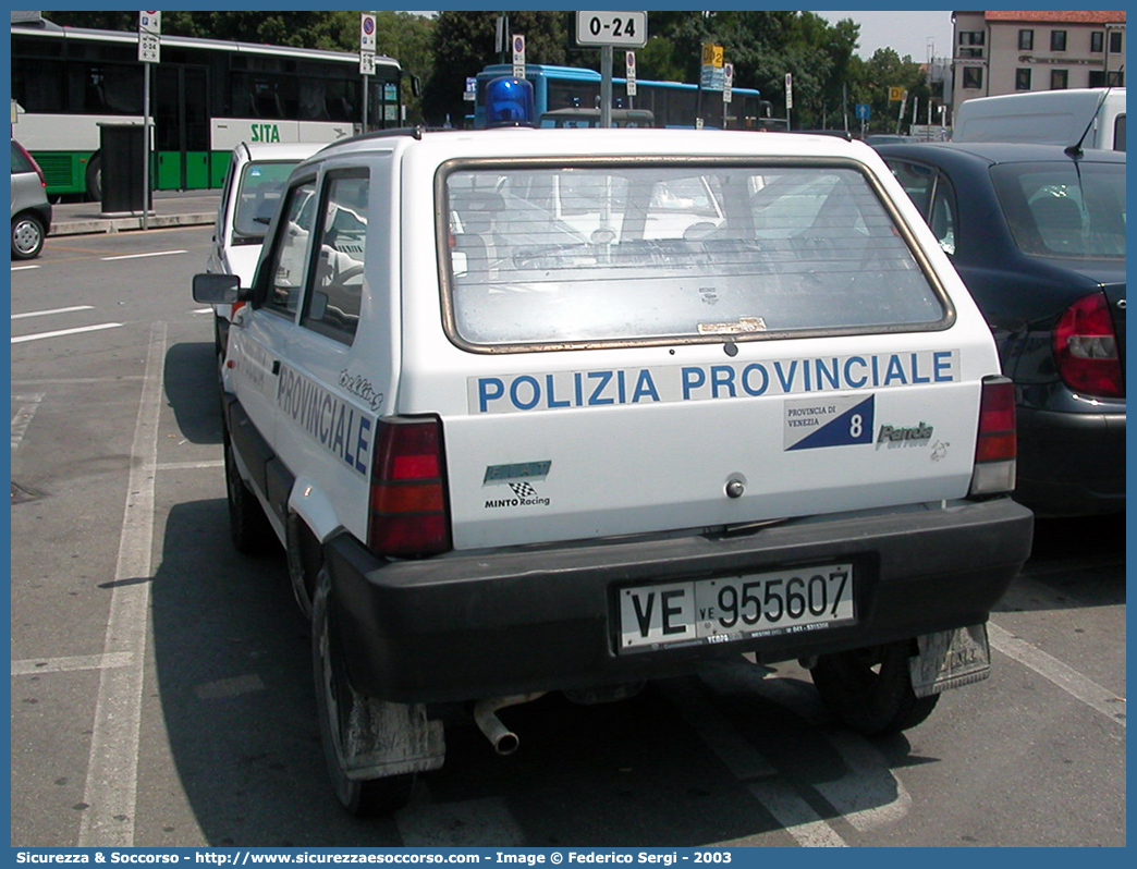 -
Polizia Provinciale
Provincia di Venezia
Fiat Panda 4x4 II serie
Parole chiave: PL;P.L.;PM;P.M.;Polizia;Locale;Provinciale;Venezia;Fiat;Panda;4x4