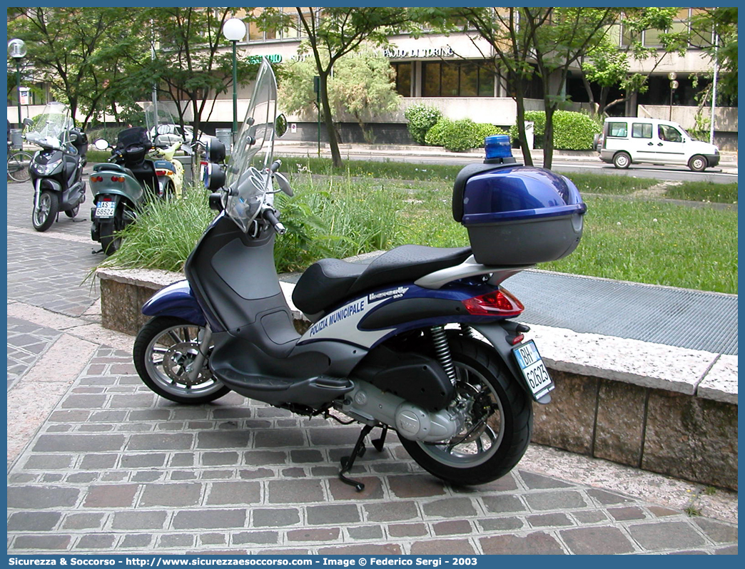 -
Polizia Municipale
Comune di Padova
Piaggio Liberty I serie
Parole chiave: Polizia;Locale;Municipale;Padova;Piaggio;Liberty