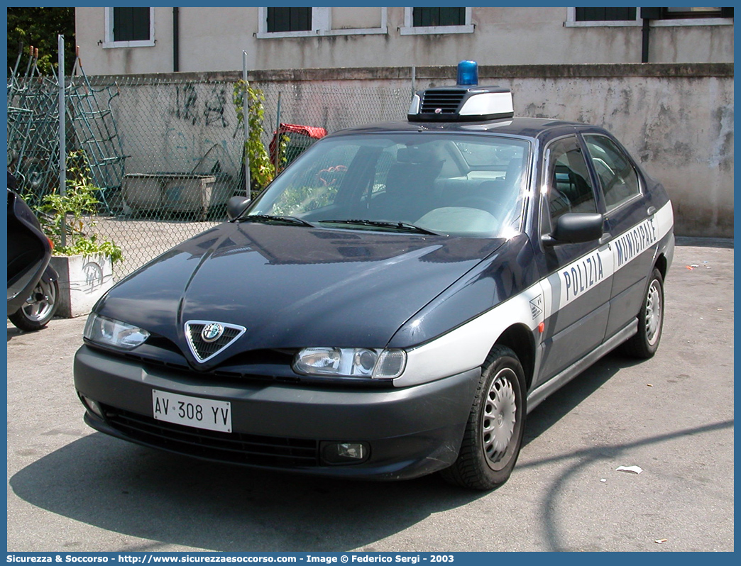 -
Polizia Municipale
Unione Comuni Cassola, Mussolente e Romano d'Ezzelino
Alfa Romeo 146
Parole chiave: Polizia;Locale;Municipale;Cassola;Mussolente;Romano d'Ezzelino;Alfa Romeo;146