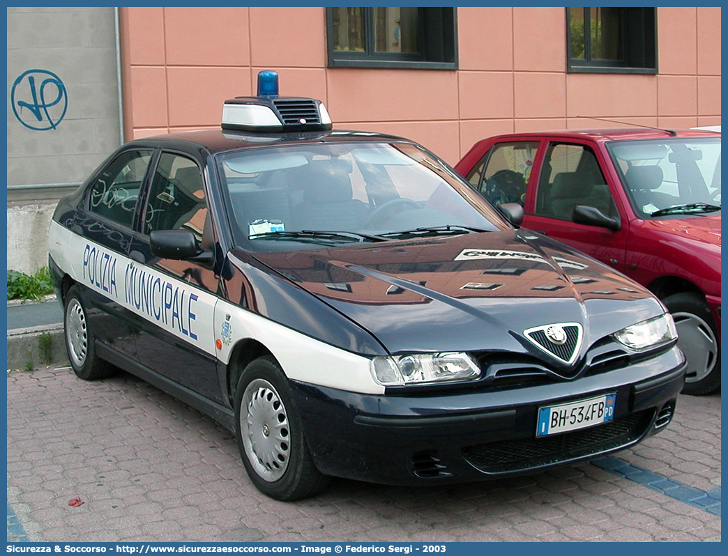 -
Polizia Municipale
Comune di Brugine
Alfa Romeo 146
Parole chiave: Polizia;Locale;Municipale;Brugine;Alfa Romeo;146