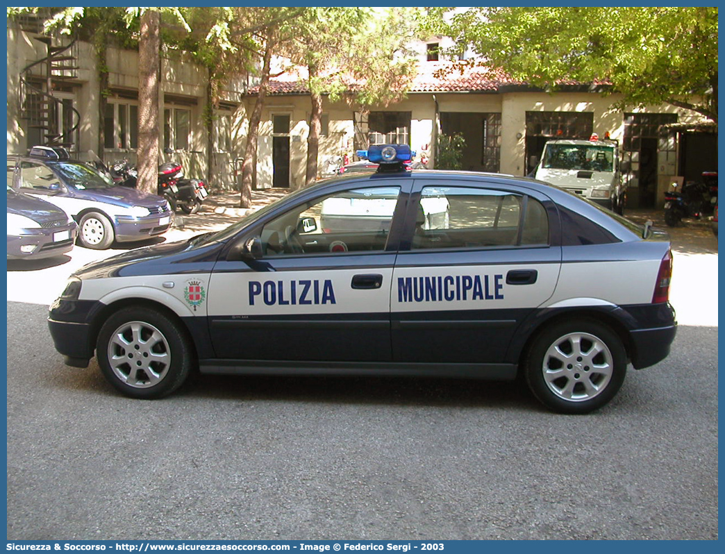 -
Polizia Municipale
Comune di Vicenza
Opel Astra II serie
Parole chiave: Polizia;Locale;Municipale;Vicenza;Opel;Astra