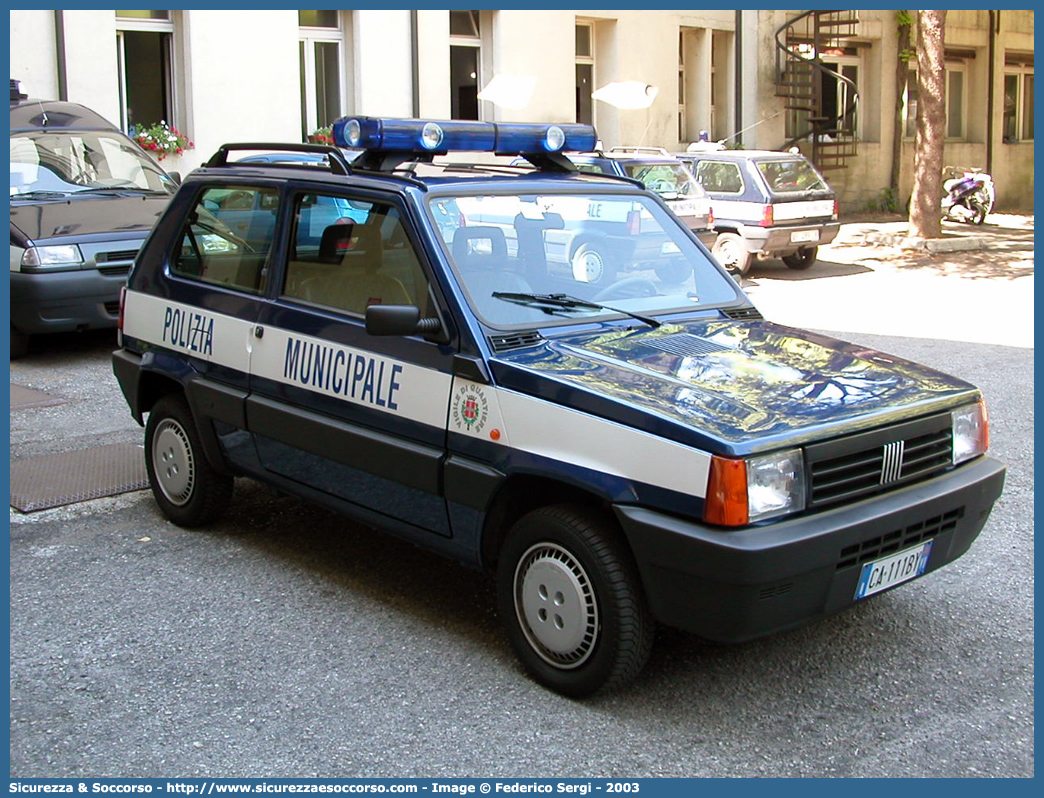 -
Polizia Municipale
Comune di Vicenza
Fiat Panda II serie
Parole chiave: Polizia;Locale;Municipale;Vicenza;Fiat;Panda