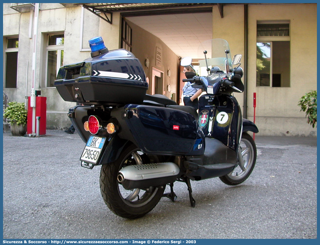 -
Polizia Municipale
Comune di Vicenza
Aprilia Scarabeo I serie
Parole chiave: Polizia;Locale;Municipale;Vicenza;Aprilia;Scarabeo