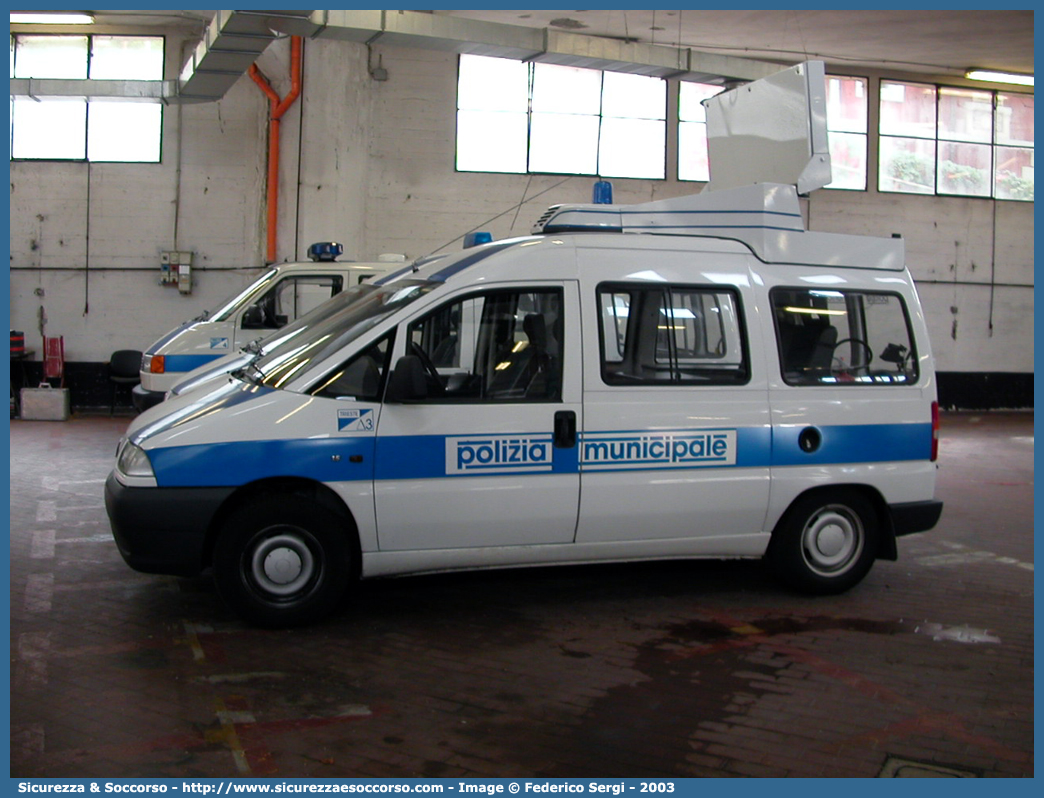 -
Polizia Municipale
Comune di Trieste
Fiat Scudo I serie
Allestitore Orlandi S.r.l.
Parole chiave: Polizia;Municipale;Locale;Trieste;Fiat;Scudo I serie;Orlandi