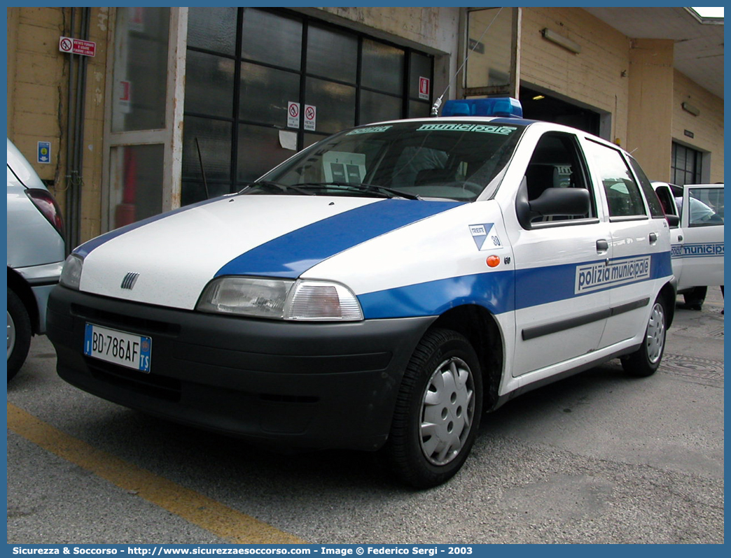 -
Polizia Municipale
Comune di Trieste
Fiat Punto I serie
Parole chiave: Polizia;Municipale;Locale;Trieste;Fiat;Punto I serie