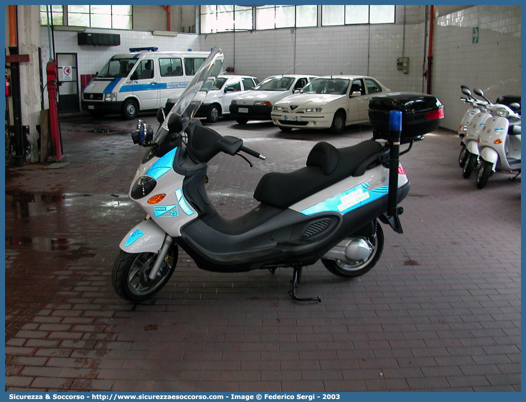 -
Polizia Municipale
Comune di Trieste
Piaggio X9
Parole chiave: Polizia;Municipale;Locale;Trieste;Piaggio;X9