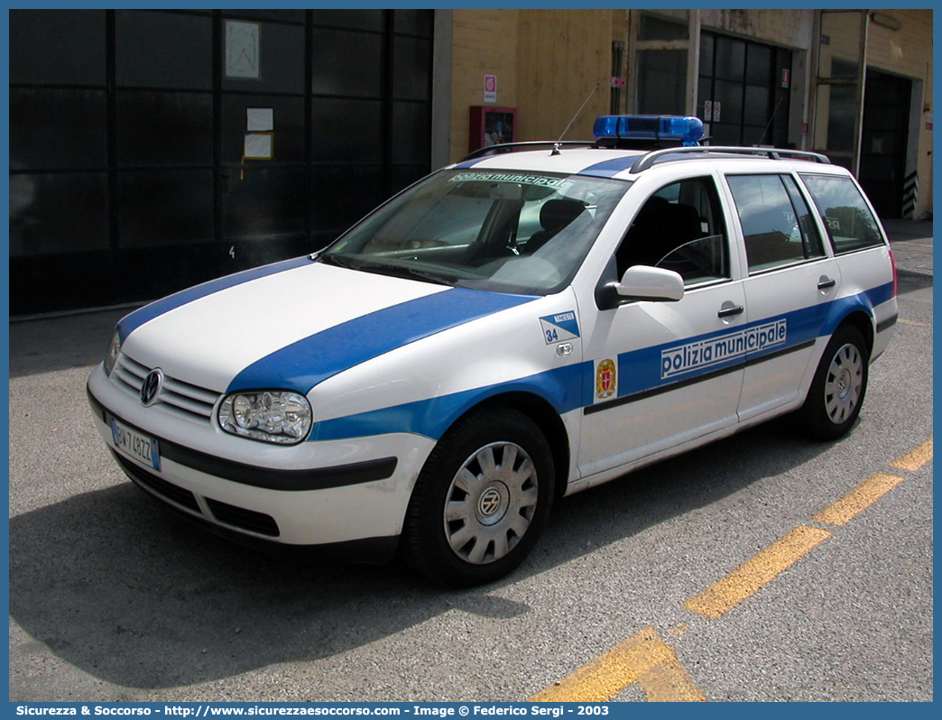 -
Polizia Municipale
Comune di Trieste
Volkswagen Golf Variant IV serie
Parole chiave: Polizia;Municipale;Locale;Trieste;Volkswagen;Golf Variant IV serie