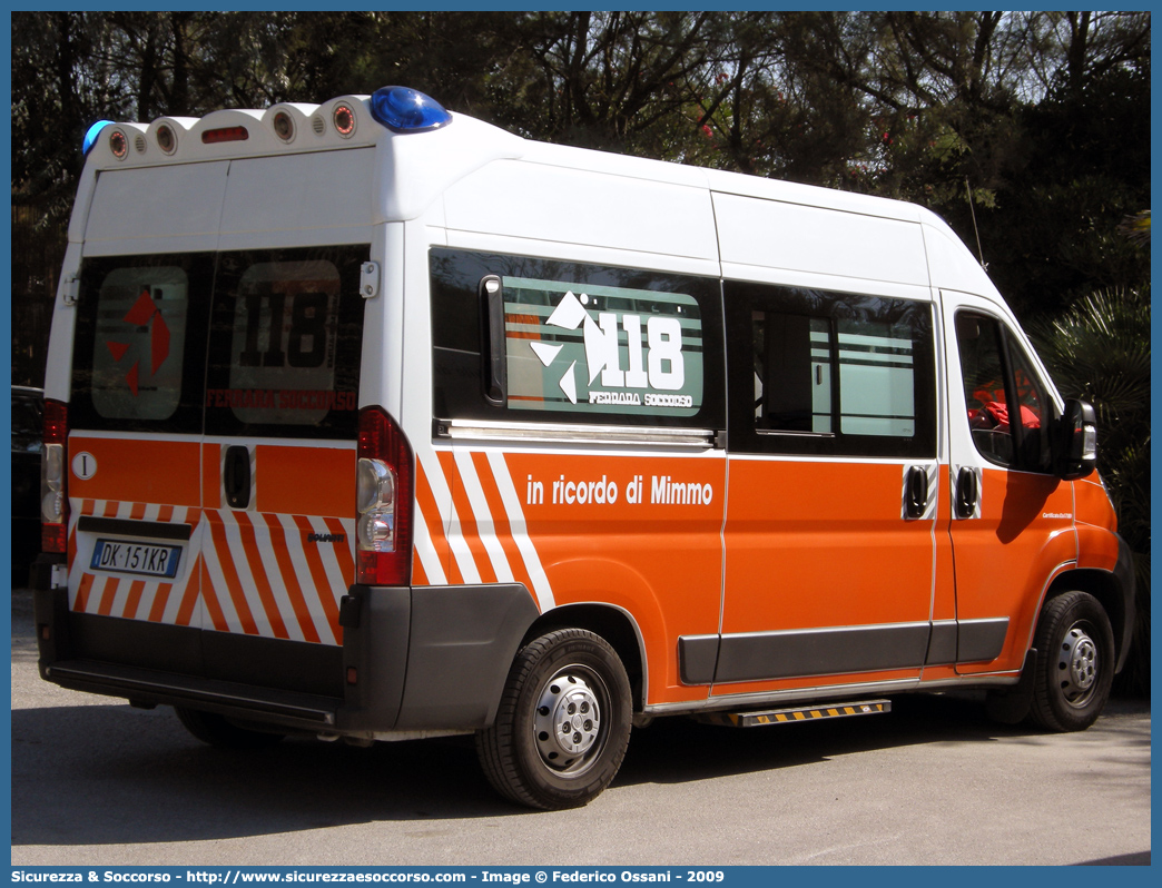 FE 3155
118 Ferrara Soccorso
Fiat Ducato III serie
Allestitore Bollanti S.r.l.
(variante)
Parole chiave: 118;Ferrara;Soccorso;Ambulanza;Autoambulanza;Fiat;Ducato;Bollanti