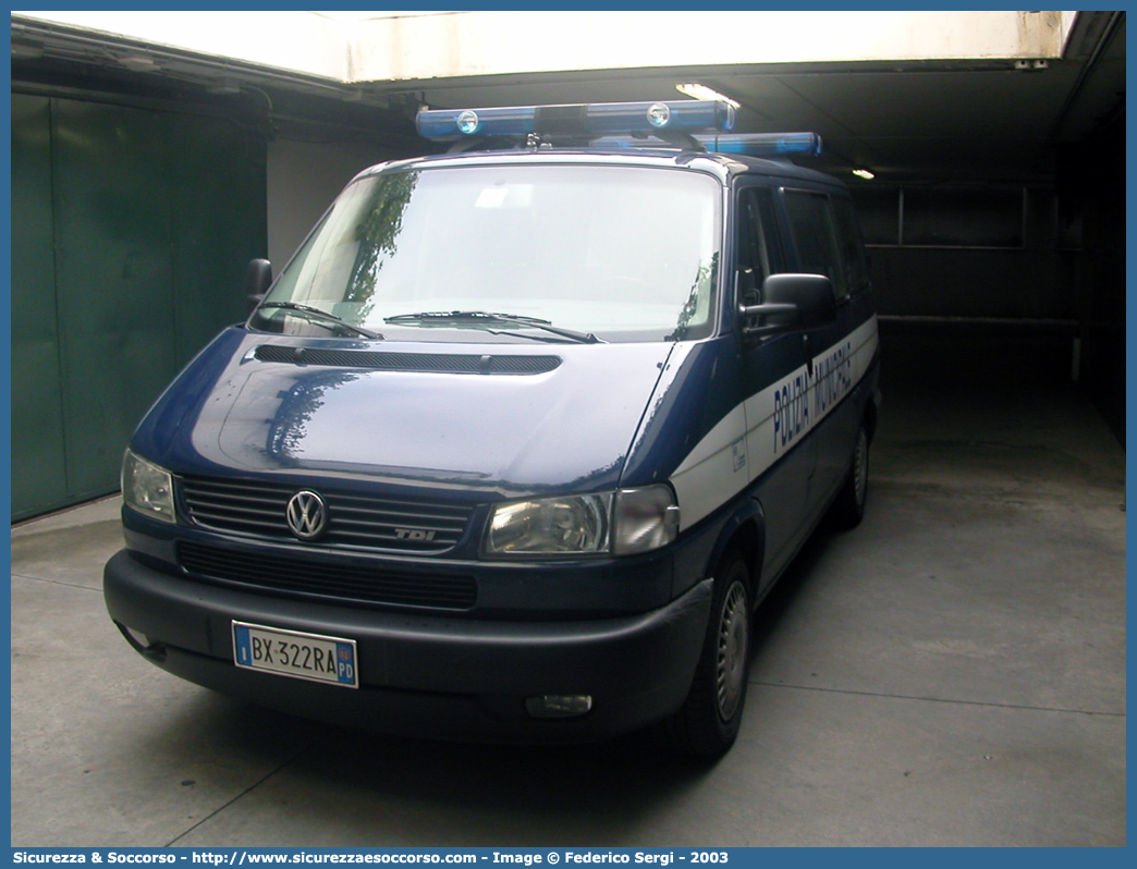 -
Polizia Municipale
Comune di Padova
Volkswagen Transporter T4 restyling
Parole chiave: Polizia;Locale;Municipale;Padova;Volkswagen;Transporter;T4