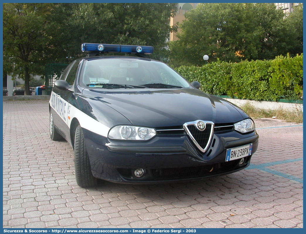 -
Polizia Municipale
Comune di Padova
Alfa Romeo 156
Parole chiave: Polizia;Locale;Municipale;Padova;Alfa Romeo;156