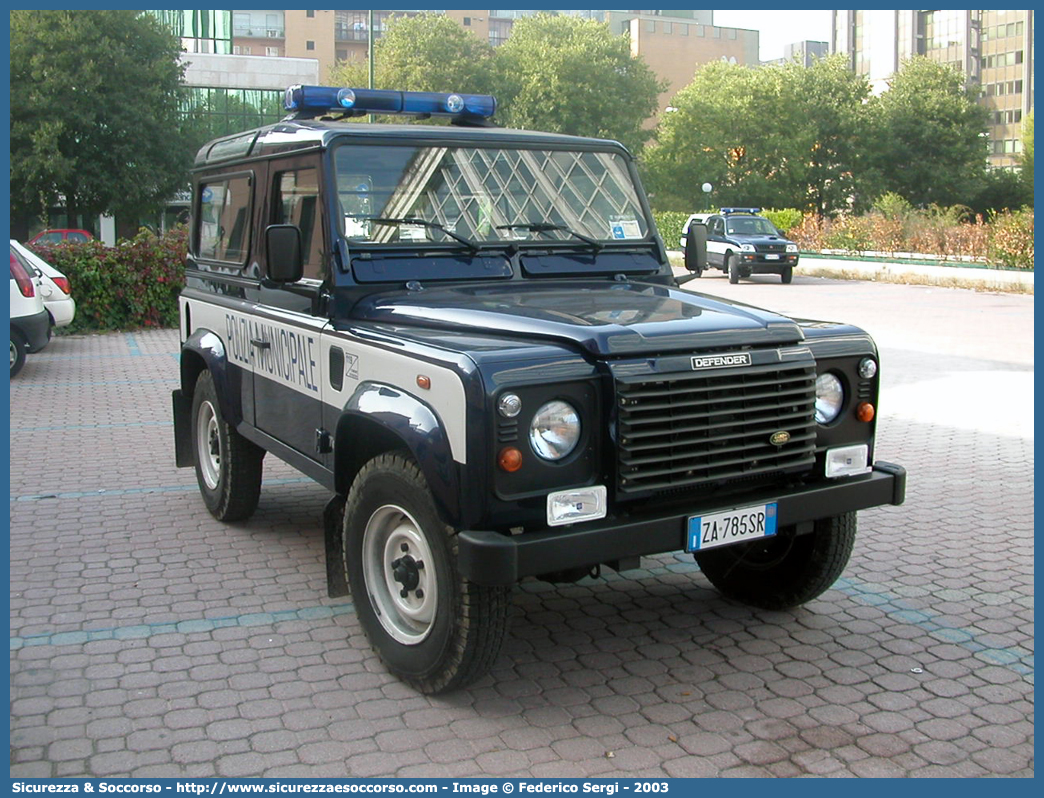 -
Polizia Municipale
Comune di Padova
Land Rover Defender 90
Parole chiave: Polizia;Locale;Municipale;Padova;Land Rover;Defender;90