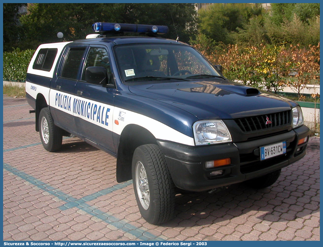 -
Polizia Municipale
Comune di Padova
Nucleo Cinofili
Mitsubishi L200 III serie restyling
Parole chiave: Polizia;Locale;Municipale;Padova;Mitsubishi;L200;Cinofili