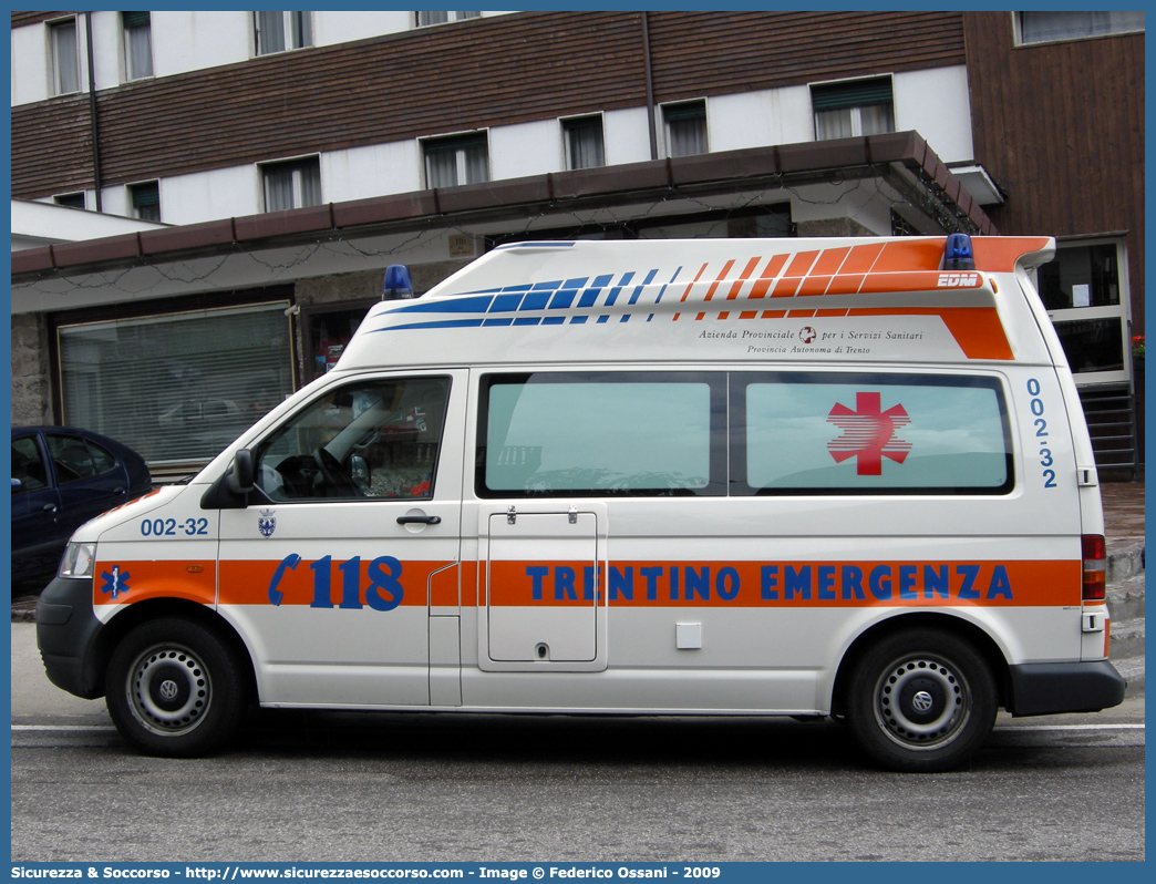 002-32
118 Trentino Emergenza
Volkswagen Transporter T5
Allestitore EDM S.r.l.
Parole chiave: 118;Trento;Trentino;Emergenza;Ambulanza;Volkswagen;Transporter;T5;EDM