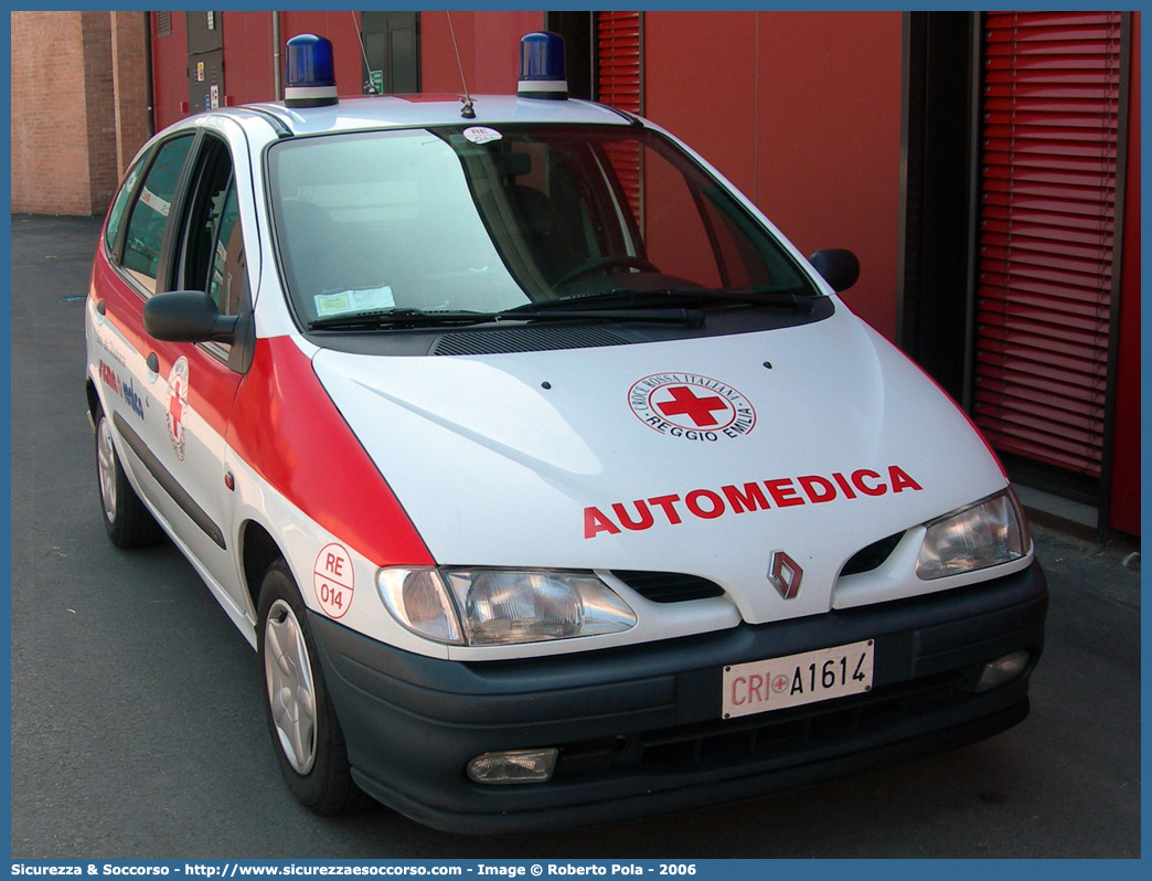 CRI A1614
Croce Rossa Italiana
Reggio Emilia
Renault Megane Scenic
Allestitore Aricar S.p.A.
Parole chiave: CRI;C.R.I.;Croce Rossa Italiana;Automedica;Auto Medica;Automedicalizzata;Auto Medicalizzata;Renault;Megane;Scenic;Reggio Emilia;A1614;Aricar