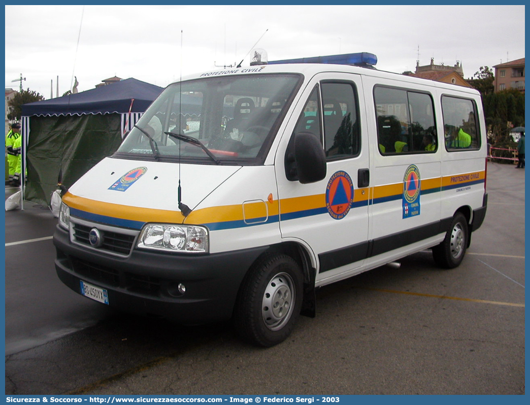 -
Protezione Civile
Comune di Padova
Fiat Ducato II serie restyling 

Parole chiave: PC;P.C.;Protezione Civile;Padova;Fiat;Ducato III serie