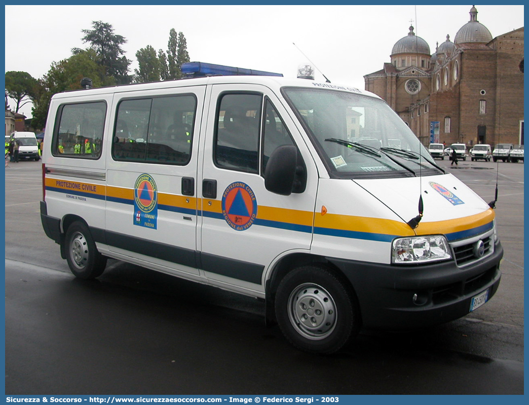 -
Protezione Civile
Comune di Padova
Fiat Ducato II serie restyling 
Parole chiave: PC;P.C.;Protezione Civile;Padova;Fiat;Ducato III serie