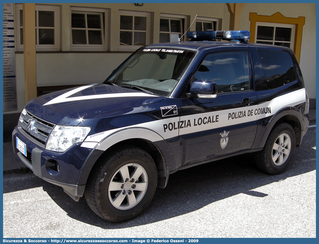 Polizia Locale YA805AC
Polizia Locale
Comune di Pozza di Fassa
Mitsubishi Pajero SWB IV serie
Parole chiave: Polizia;Locale;Municipale;Pozza di Fassa;Mitsubishi;Pajero;SWB;YA805AC