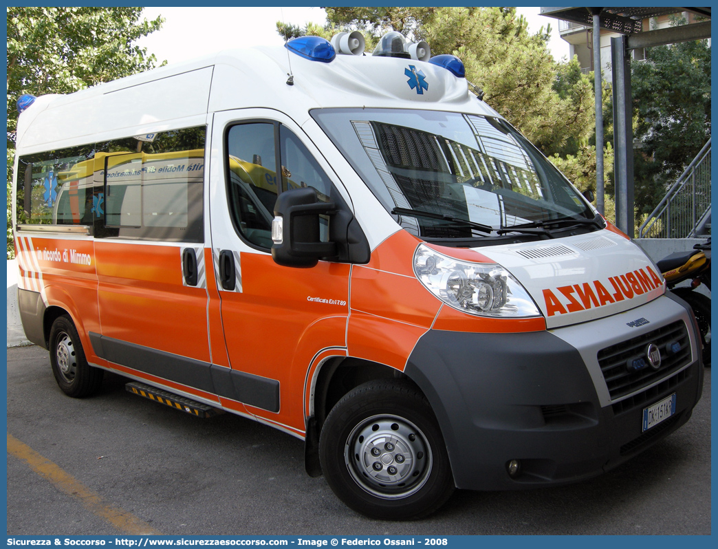 FE 3155
118 Ferrara Soccorso
Fiat Ducato III serie
Allestitore Bollanti S.r.l.
Parole chiave: 118;Ferrara;Soccorso;Ambulanza;Autoambulanza;Fiat;Ducato;Bollanti