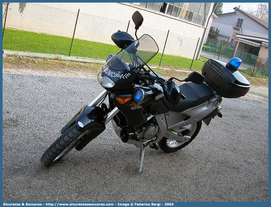 -
Polizia Municipale
Consorzio Padova Ovest
Aprilia Pegaso II serie
Parole chiave: Polizia;Locale;Municipale;Padova Ovest;Cervarese Santa Croce;Mestrino;Rubano;Selvazzano Dentro;Veggiano;Aprilia;Pegaso