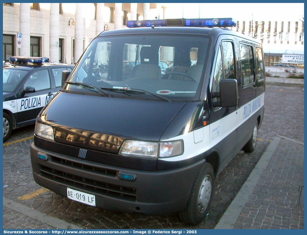 -
Polizia Municipale
Comune di Padova
Fiat Ducato II serie
Parole chiave: Polizia;Locale;Municipale;Padova;Fiat;Ducato