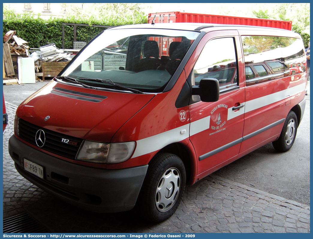 VF Z96TN
Scuola Provinciale V.V.F.
Mercedes Benz Classe V I serie
Parole chiave: VF;V.F.;Vigili del Fuoco;Vigili;Fuoco;Mercedes Benz;Vito II serie;Z96TN