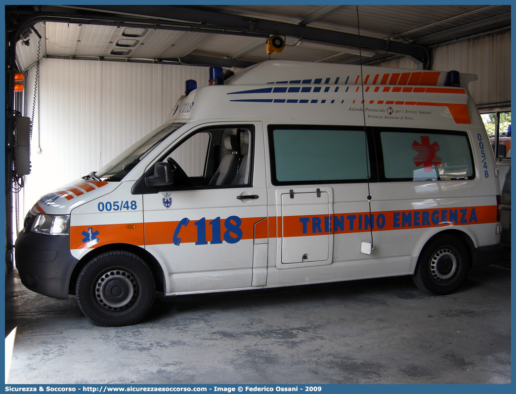 005-48
118 Trentino Emergenza
Volkswagen Transporter T5
Allestitore EDM S.r.l.
Parole chiave: 118;Trento;Trentino;Emergenza;Ambulanza;Volkswagen;Transporter;T5;EDM