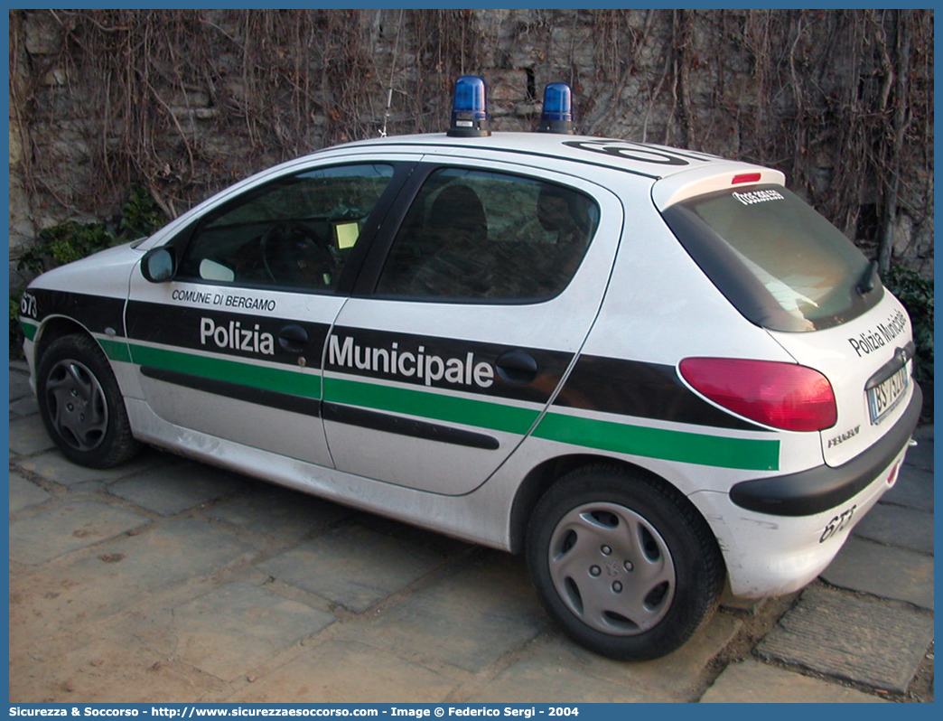 -
Polizia Municipale
Comune di Bergamo
Peugeot 206
Parole chiave: Polizia;Locale;Municipale;Bergamo;Peugeot;206