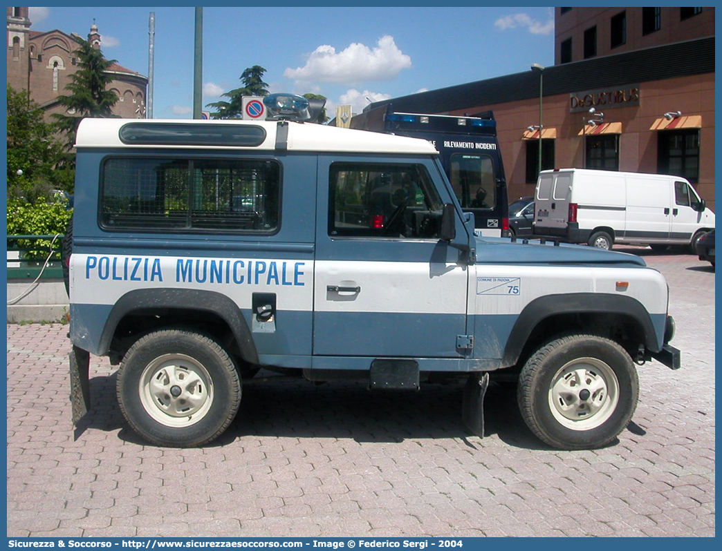 -
Polizia Municipale
Comune di Padova
Land Rover Defender 90
Parole chiave: Polizia;Locale;Municipale;Padova;Land Rover;Defender;90