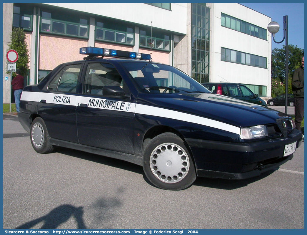 -
Polizia Municipale
Comune di Jesolo
Alfa Romeo 155
Parole chiave: PL;PM;P.L.;P.M.;Polizia;Locale;Municipale;Jesolo;Alfa Romeo;155