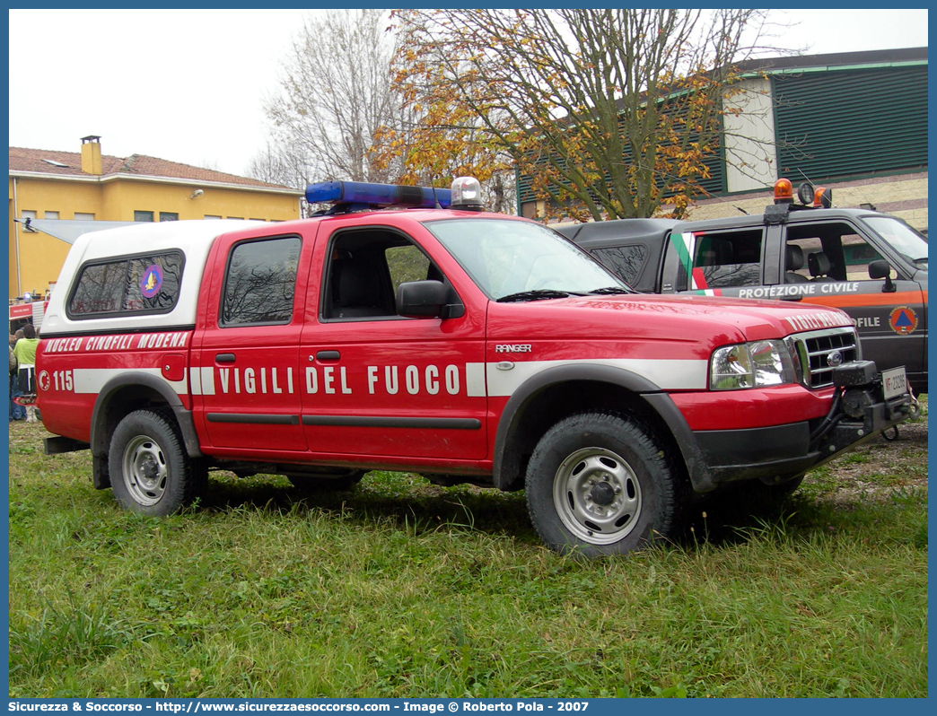 VF 23286
Corpo Nazionale Vigili del Fuoco
Nucleo Cinofili
Ford Ranger I serie restyling
Parole chiave: Corpo;Nazionale;Vigili del Fuoco;Vigili;Fuoco;Ford;Ranger;Cinofili