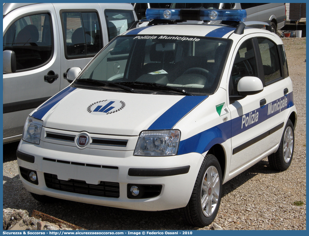 Polizia Locale YA545AE
Polizia Municipale
Comune di San Lazzaro di Savena
Fiat Nuova Panda I serie
Allestitore Focaccia Group S.r.l.
Parole chiave: Polizia;Locale;Municipale;San Lazzaro di Savena;Fiat;Nuova Panda;YA545AE;YA 545 AE;Focaccia